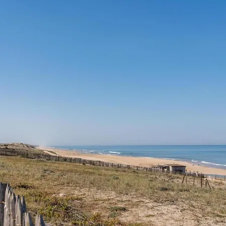 Vila With A Private Pool At 2 2 Km From Sea Lacanau